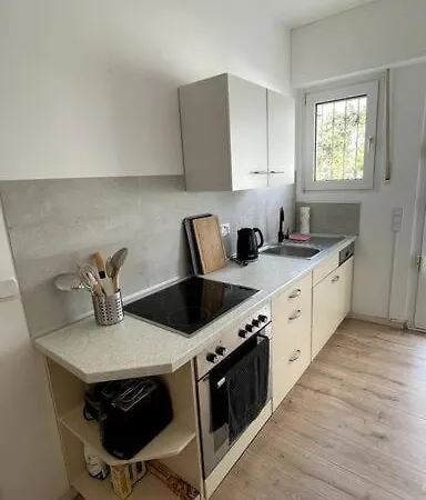 Apartment Apart70-modern Design I Garden With Terrace I Smart Tv I Free Parking I Free Wifi *